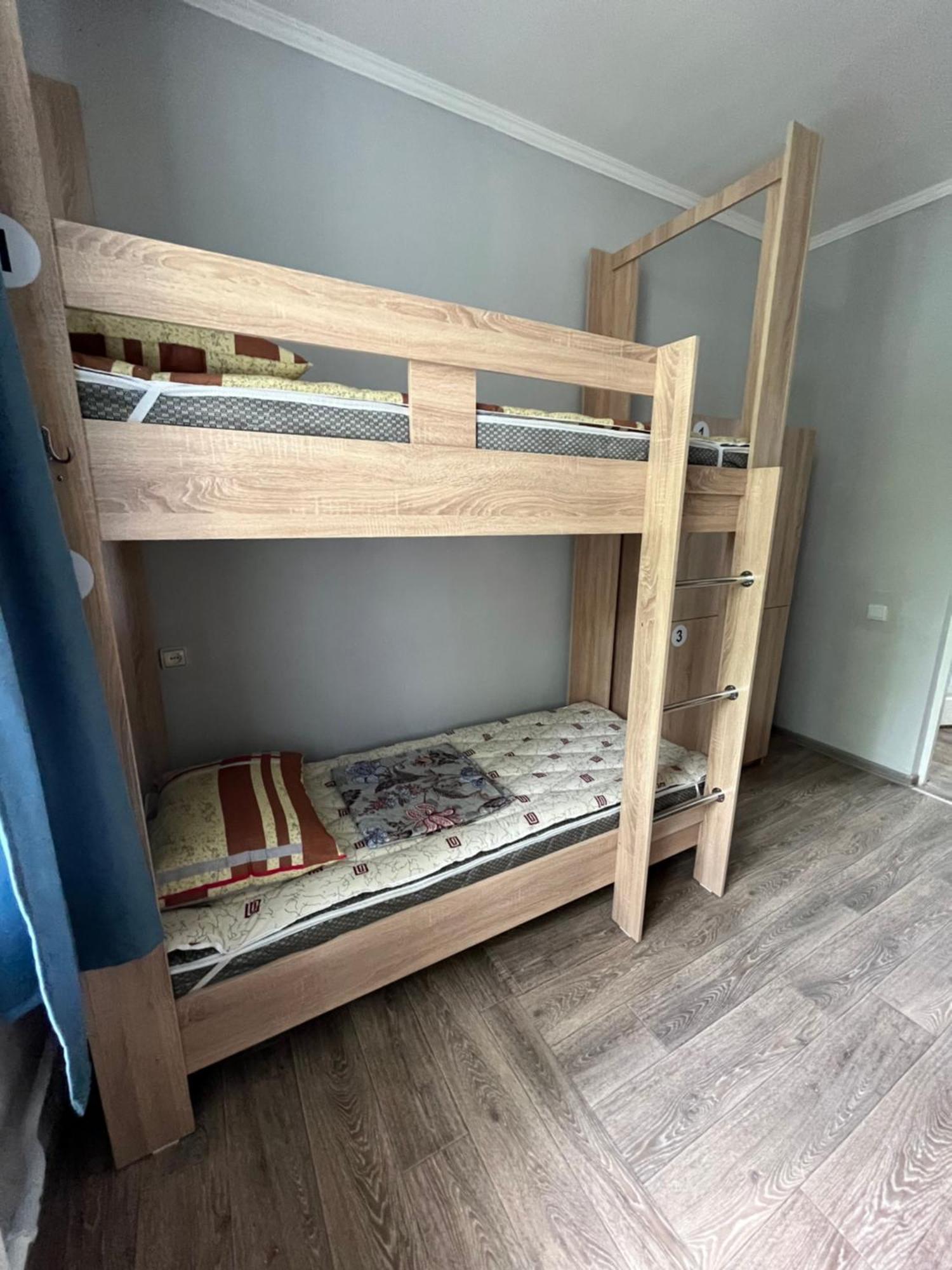 Hostel64 Алматы Экстерьер фото