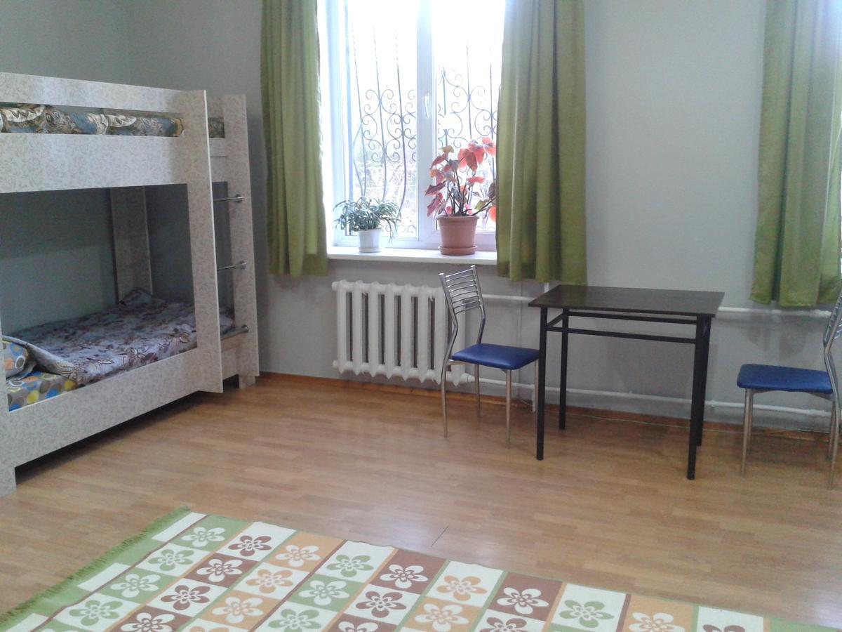 Hostel64 Алматы Экстерьер фото
