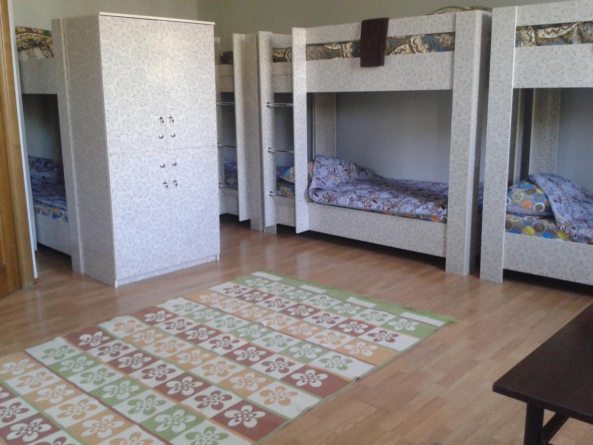 Hostel64 Алматы Экстерьер фото